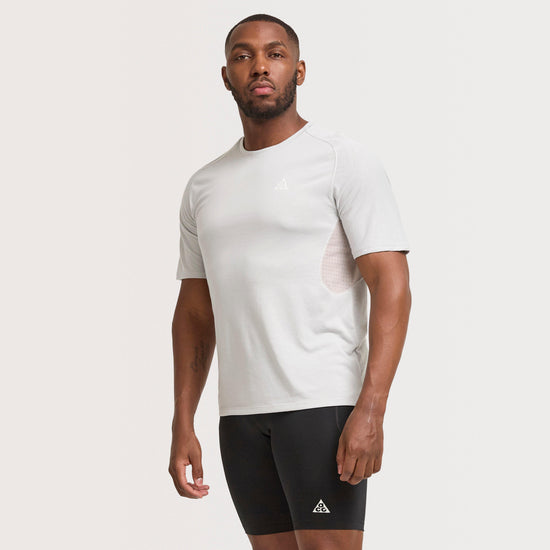 Men’s Trail Solar Chase Dri-FIT ADV T-Shirt