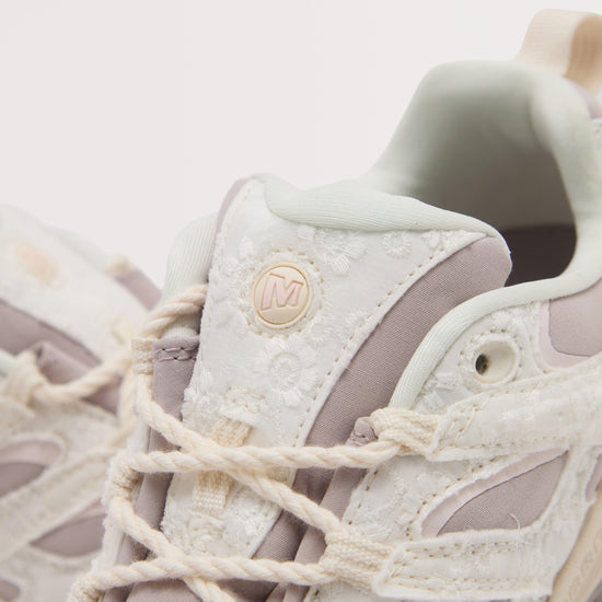 Women’s Moab 3 Hiking Shoe