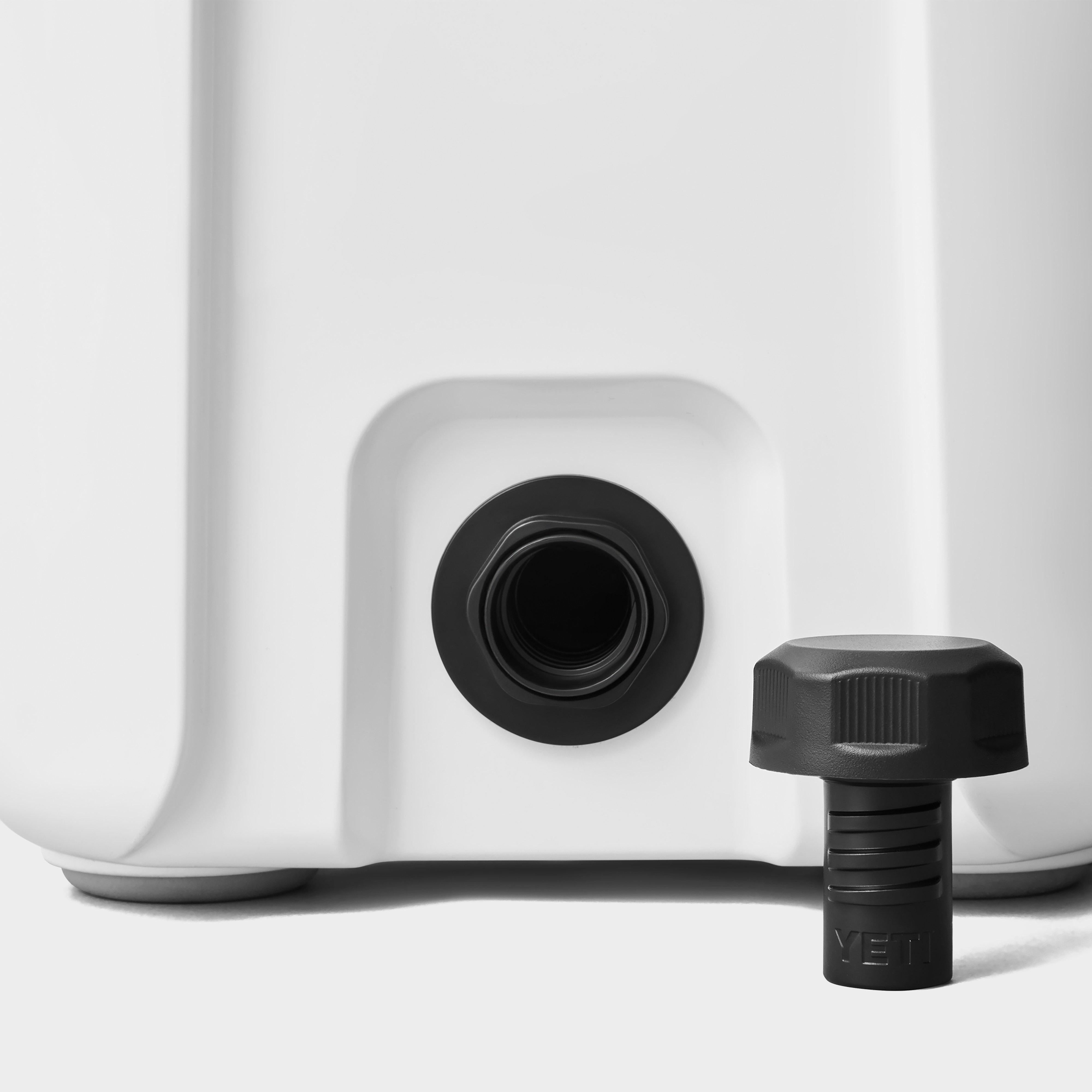 Roadie® 15 Cool Box