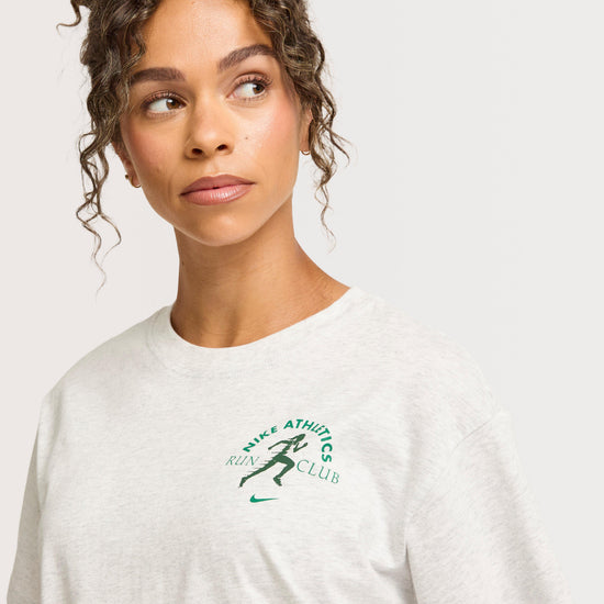 Womens Sportswear Graphic T-Shirt
