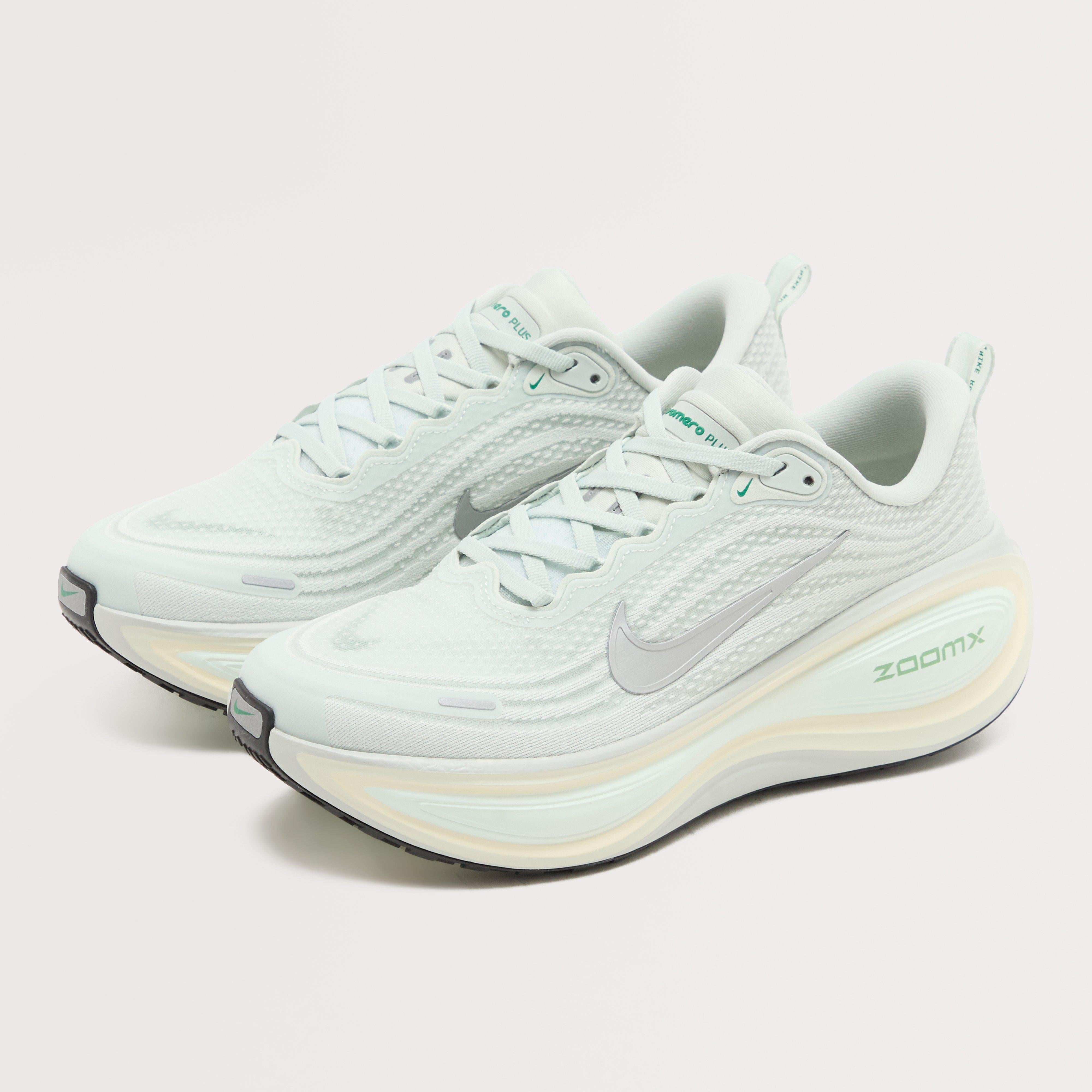 Women’s Vomero Plus Road Running Shoe