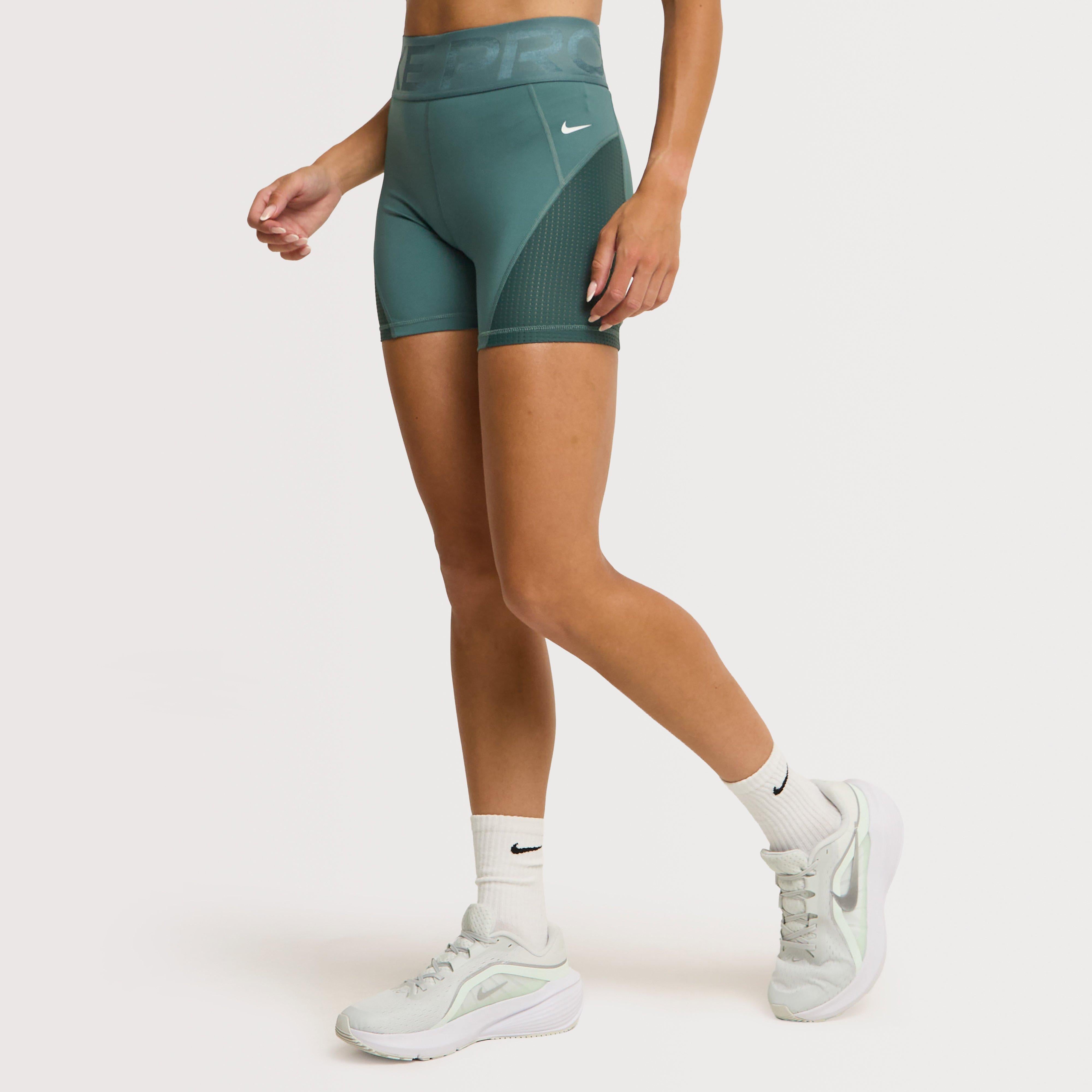 Women’s Nike Pro Sculpt 5in Shorts