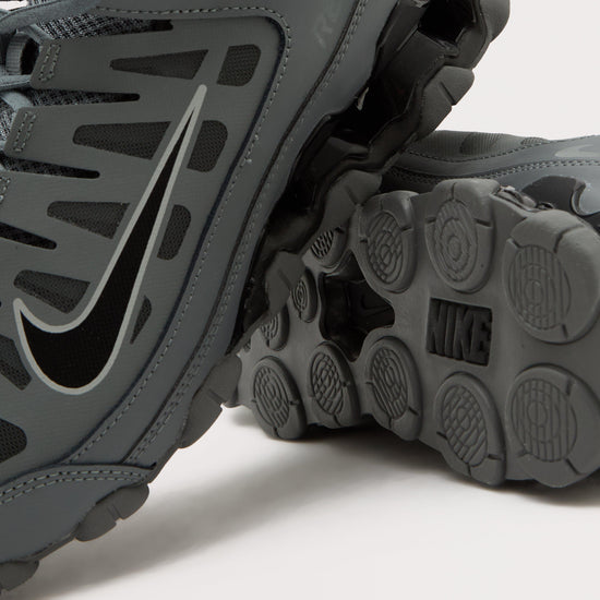 Men's Reax 8 TR Workout Shoes
