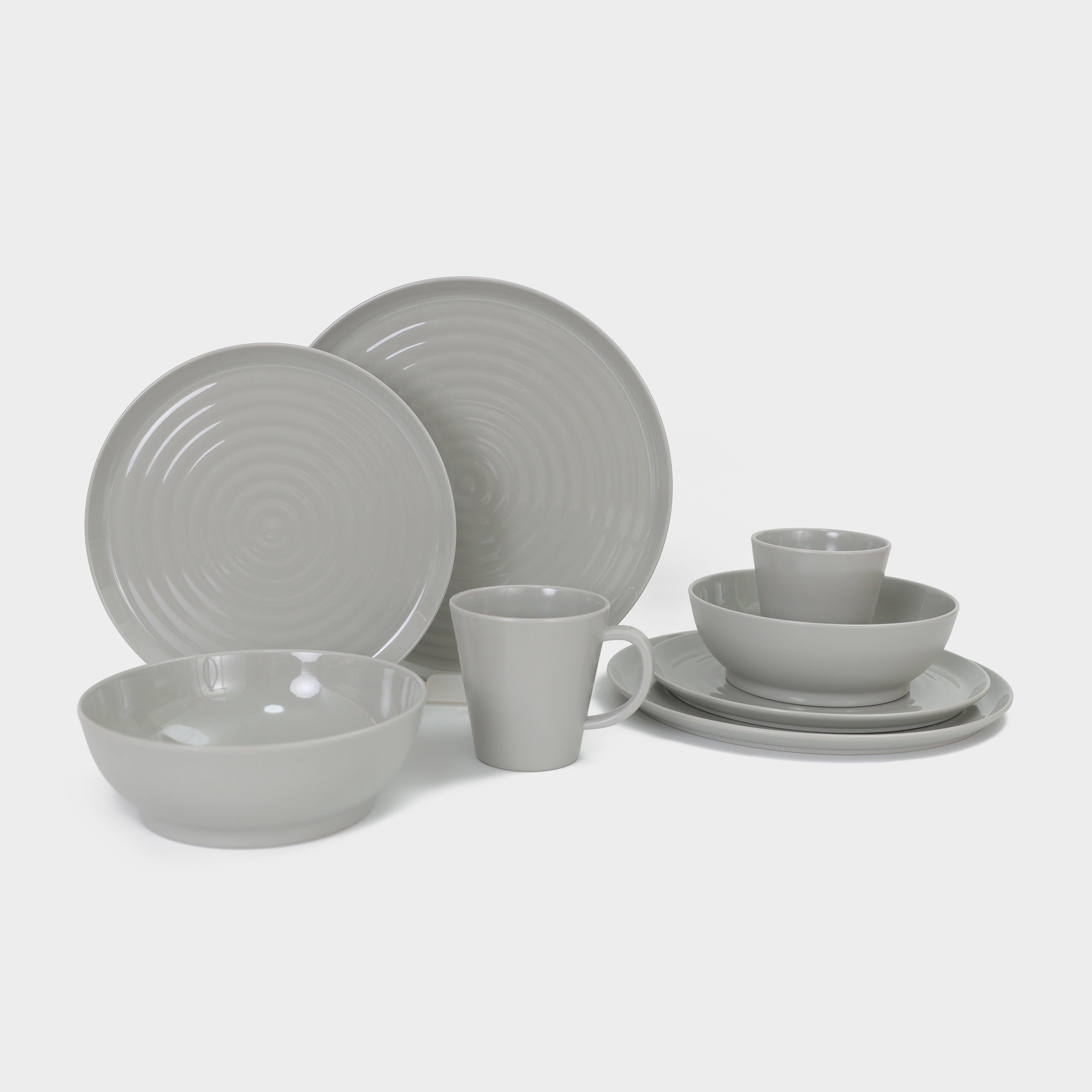 8 Piece Non-Slip Melamine Tableware Set