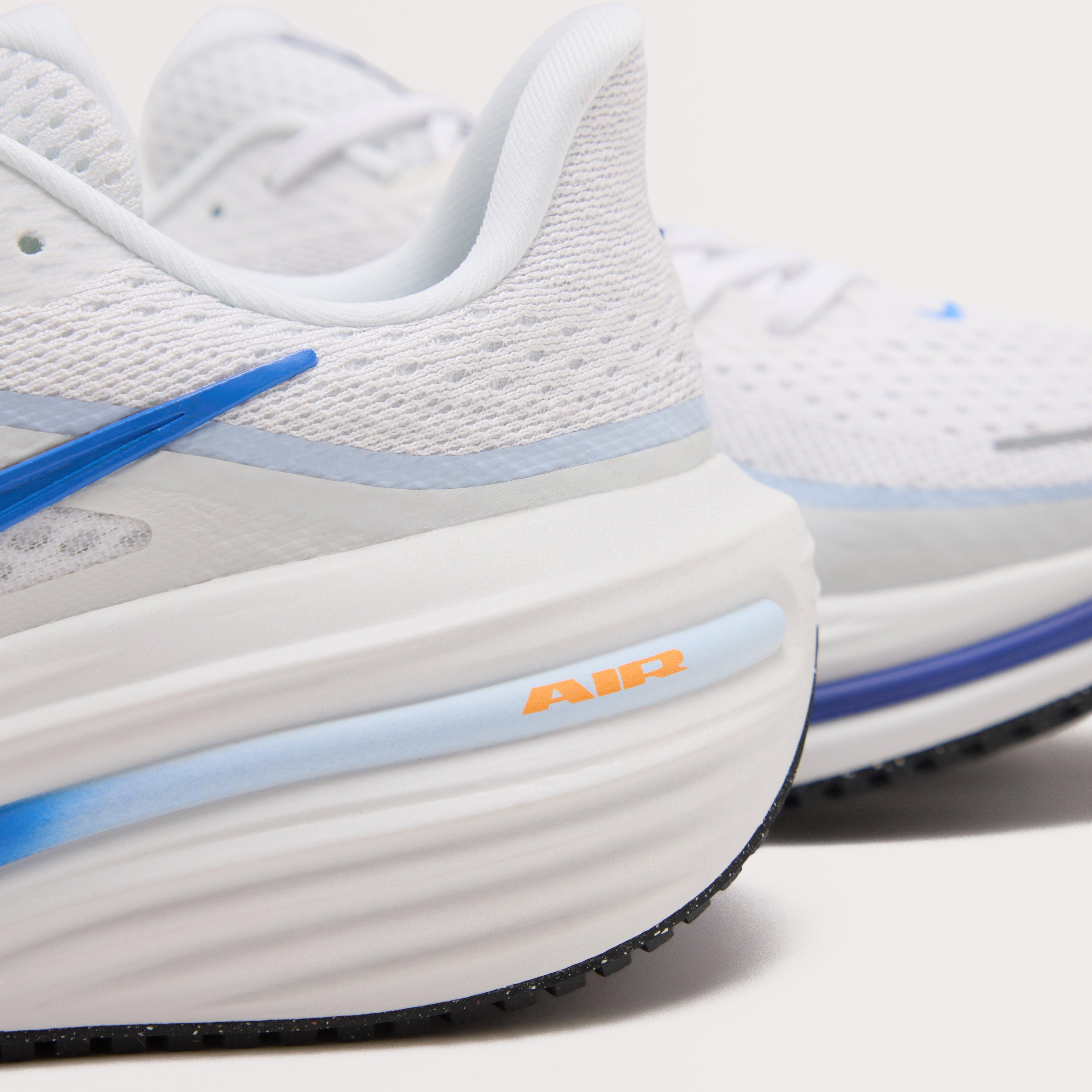 Men's Winflo 12 Road Running Shoe