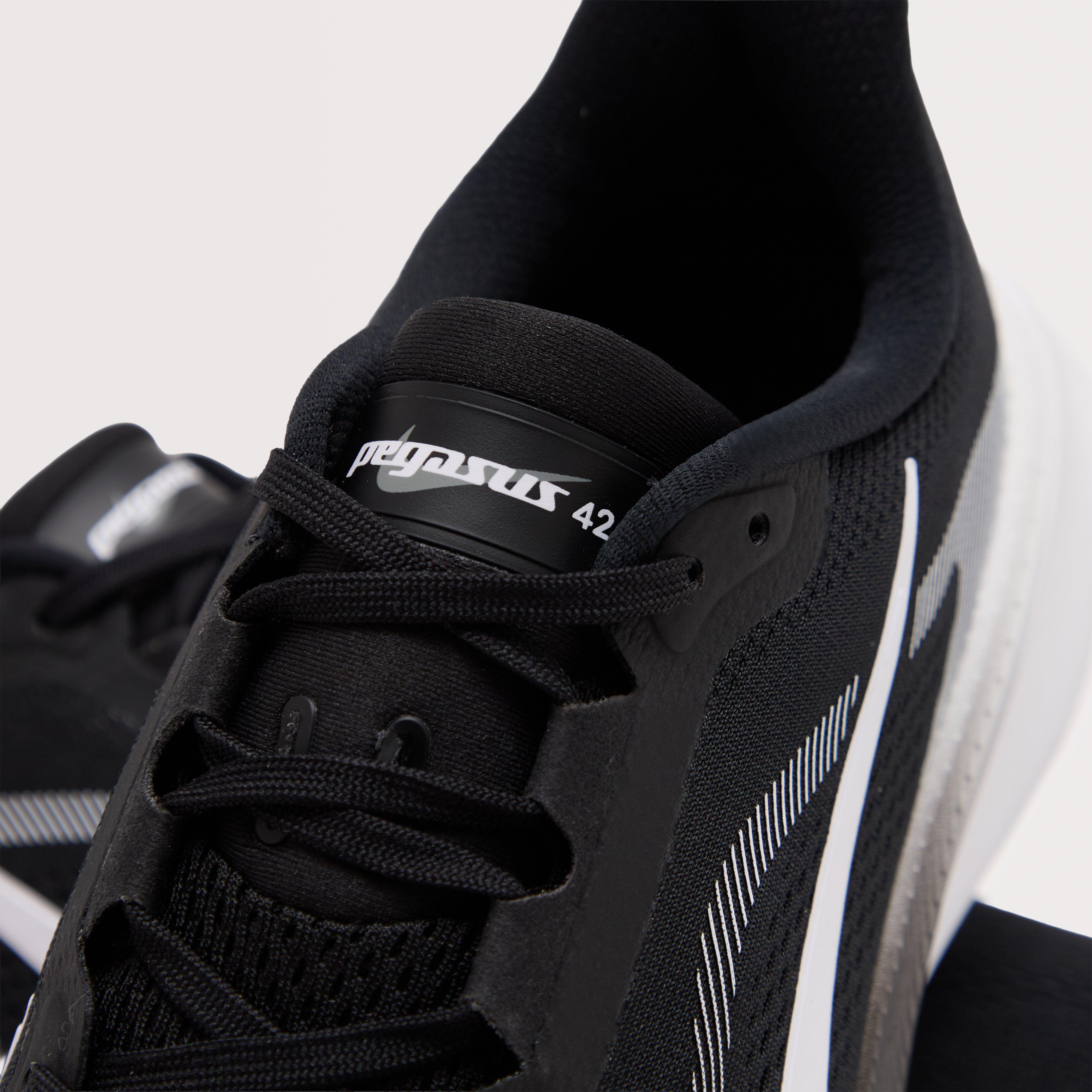 Men’s Pegasus 42 Road Running Shoes (Wide)