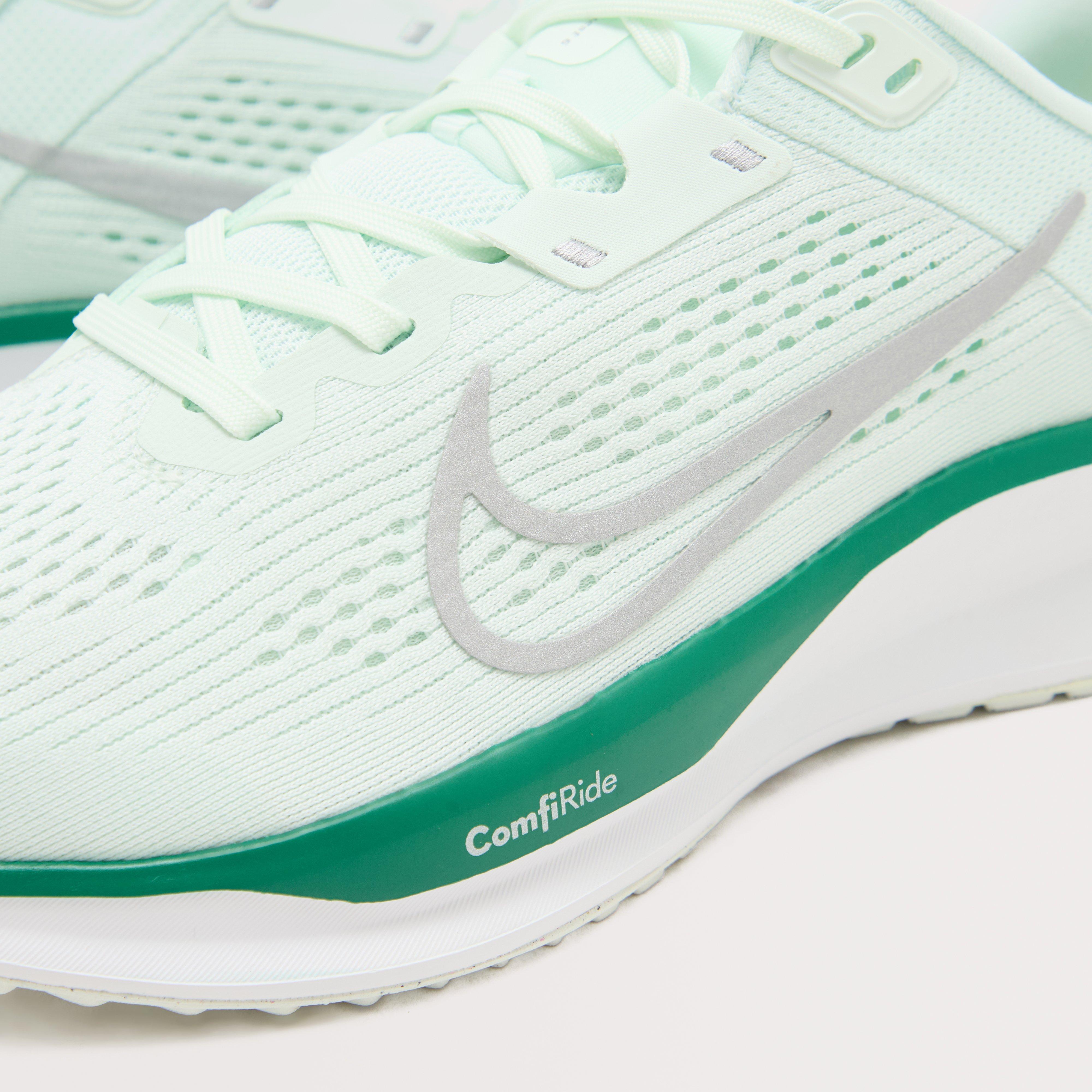 Women’s Quest 6 Road Running Shoes
