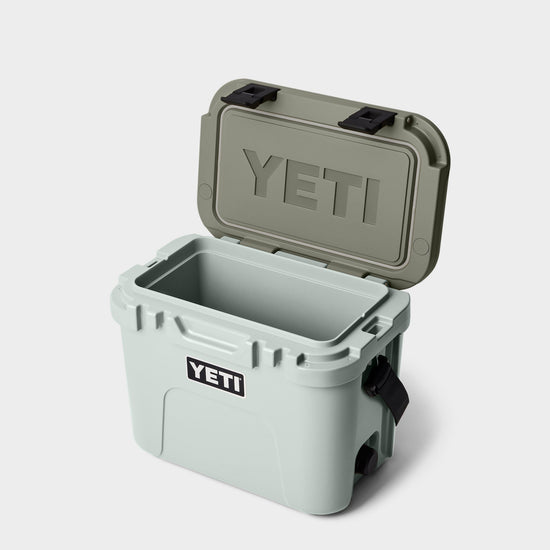 Roadie® 15 Cool Box