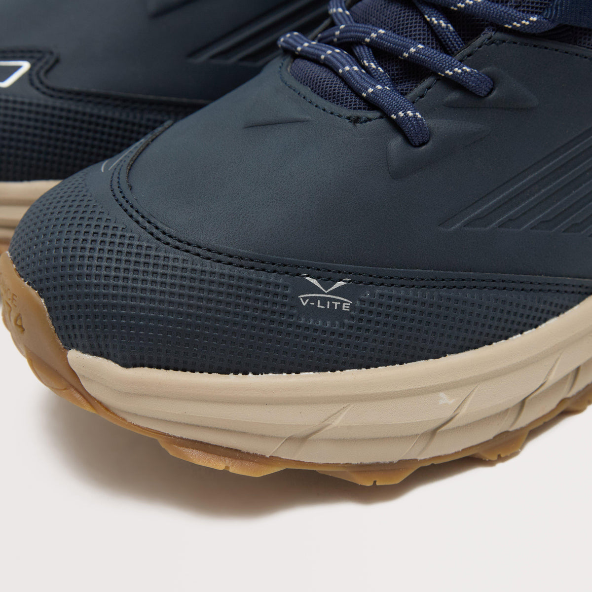 Men’s Fuse Trek Low Waterproof Walking Shoe