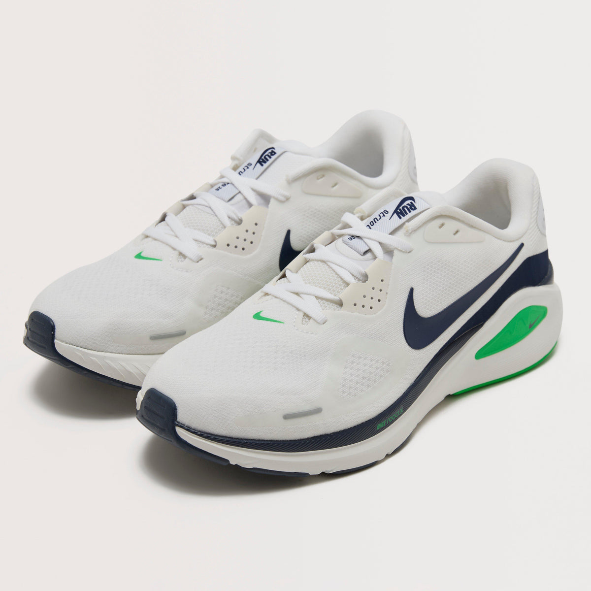 Men’s Structure 26 Running Shoes