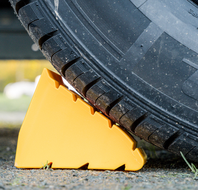 A Guide to Wheel Clamps, Hitchlocks & Towing