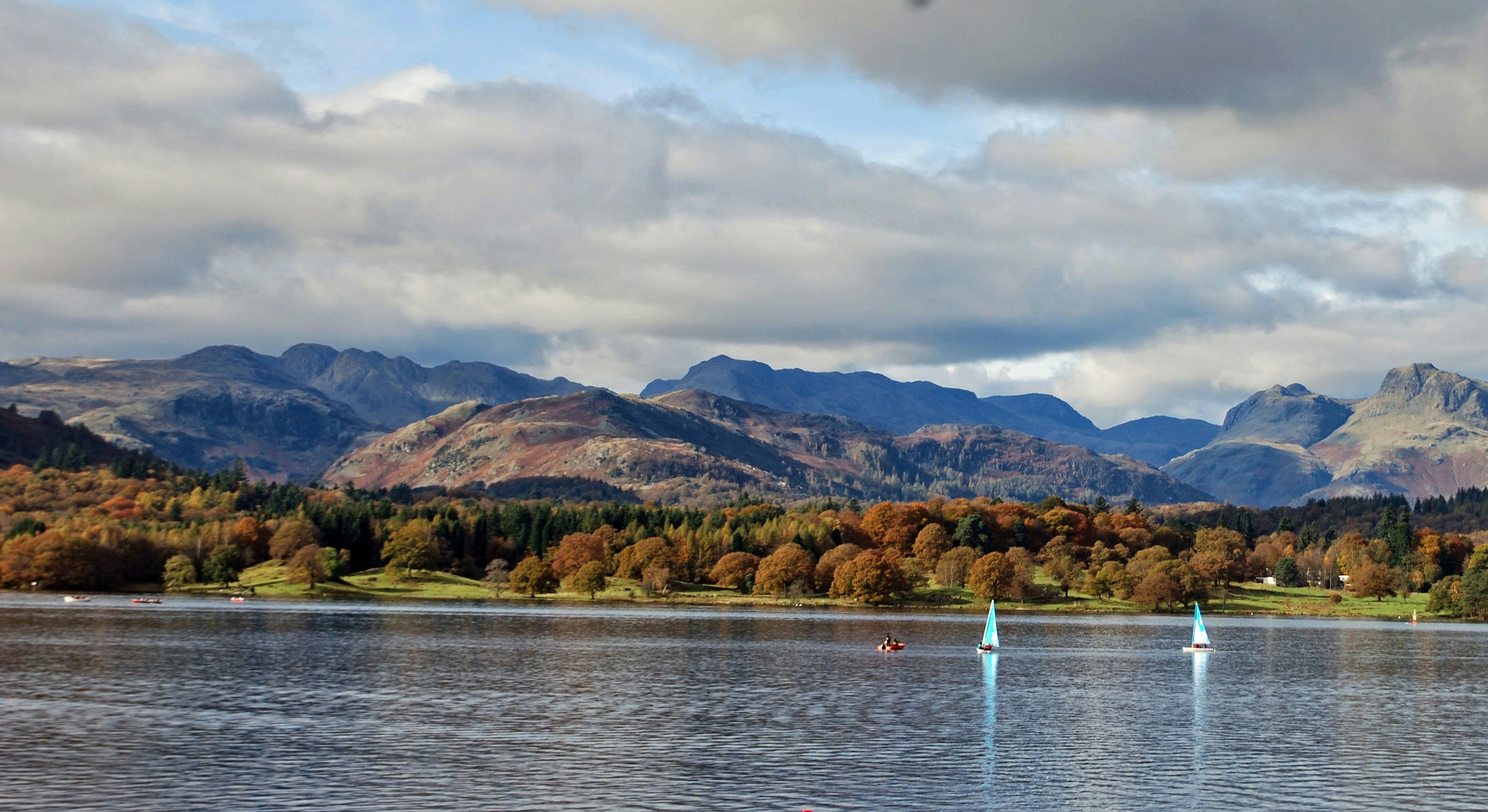 The UK’s Best Sunday Strolls for Walks and Roast Dinners Revealed