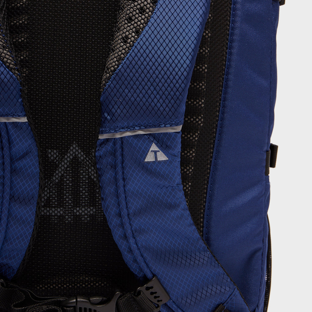 Metropolis 33L Backpack