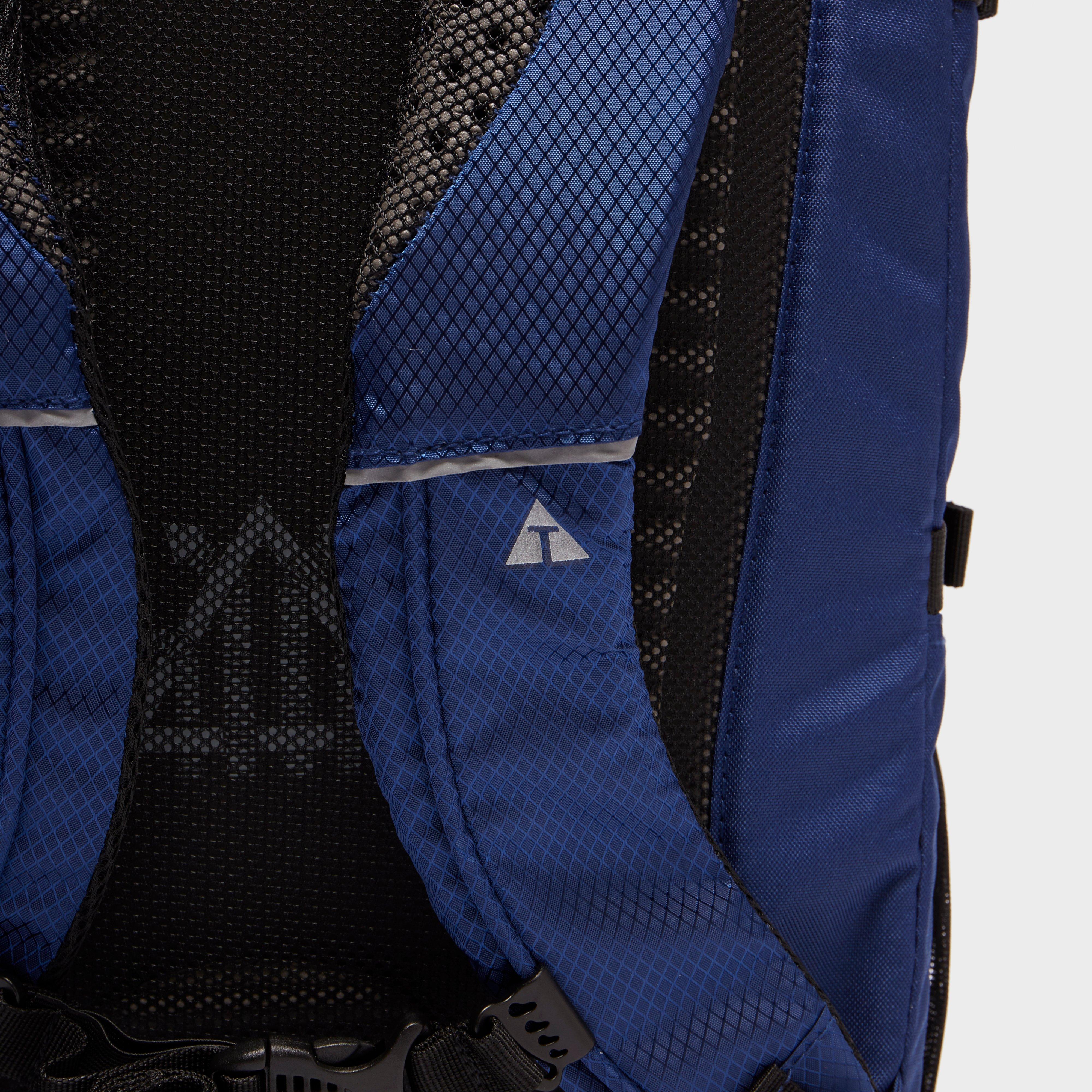 Metropolis 33L Backpack