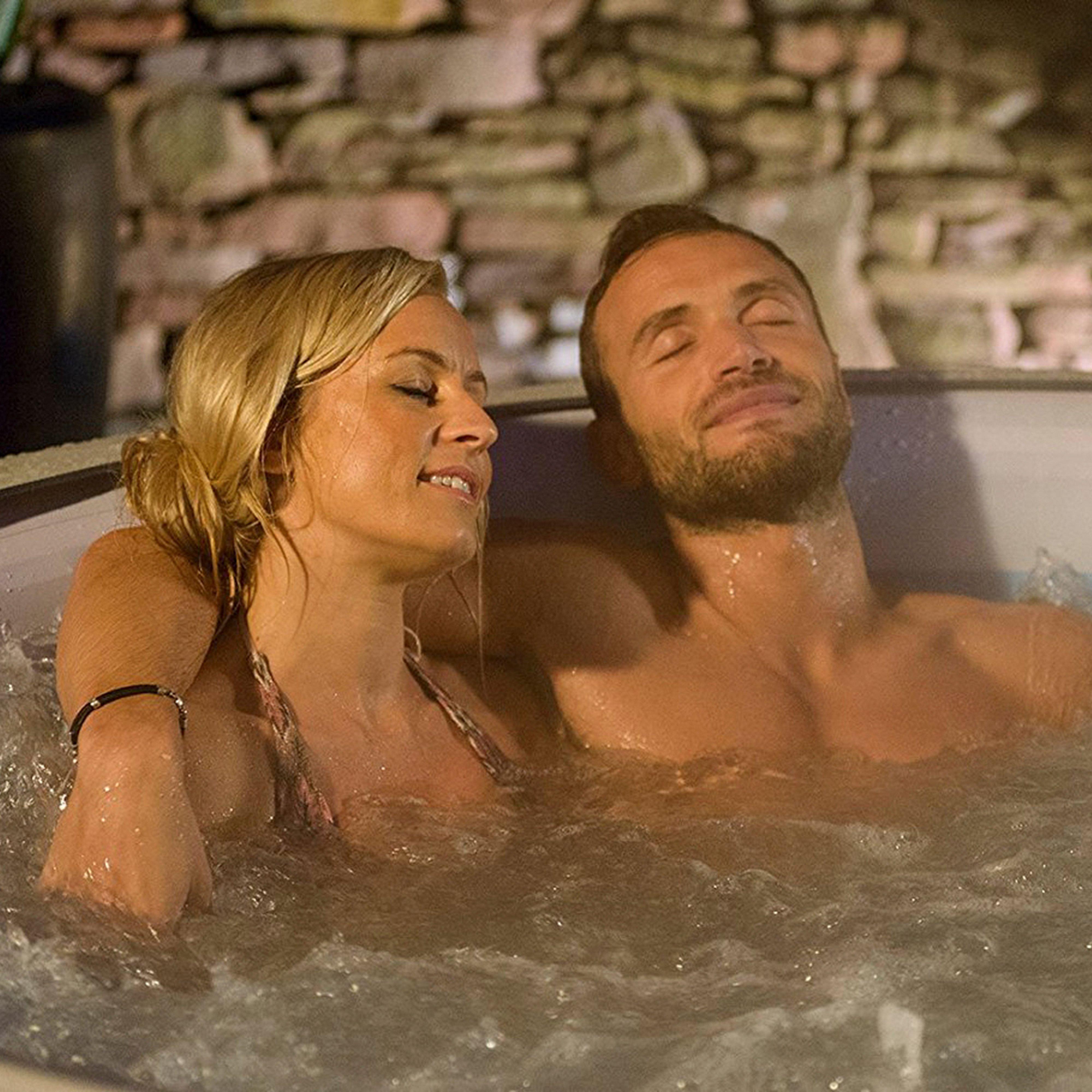 Vegas Inflatable Hot Tub