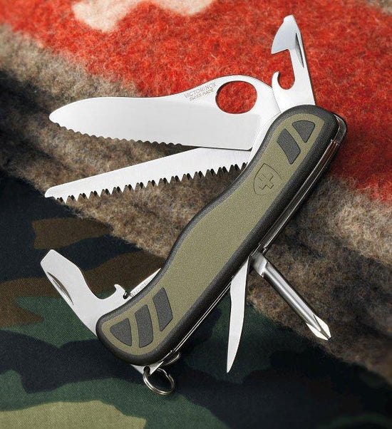 Swiss Soldier's Knife 08