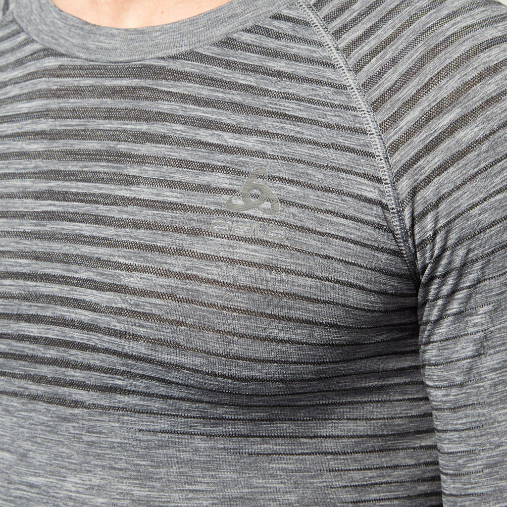Men's Performance Light Long Sleeve Top