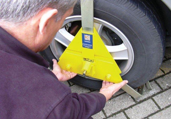 Wheel Clamp for 10-14" wheels