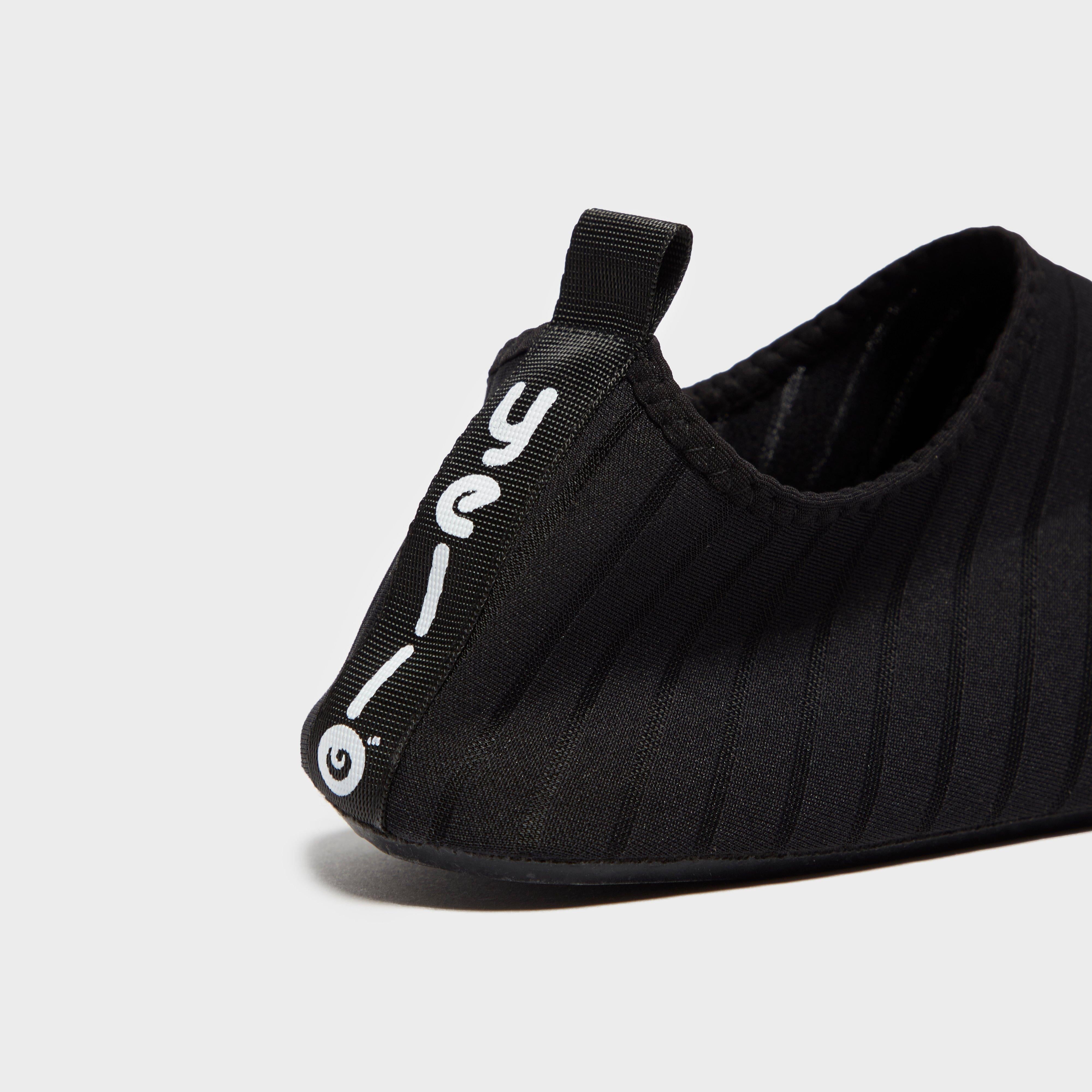 Yello Adult Water Shoe