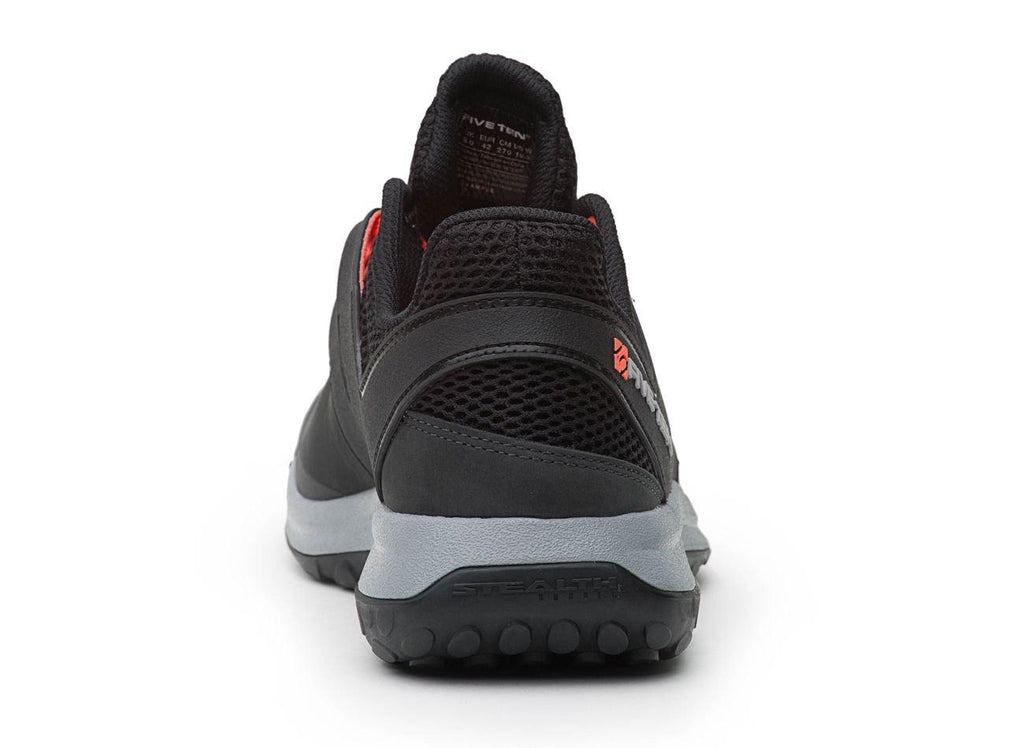 Men's Access Approach Shoe