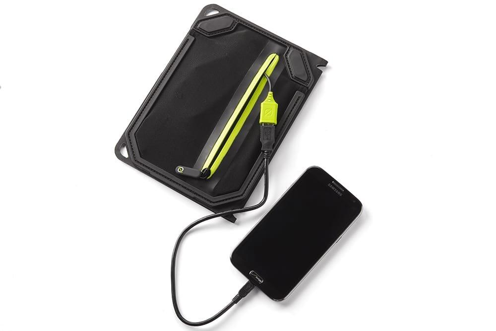 Guide 10 Plus & Nomad 7 Plus Solar Kit
