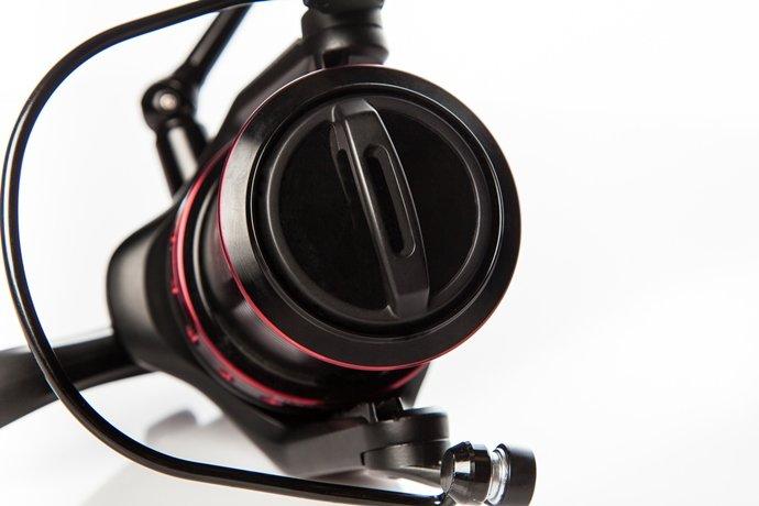 Sks Black Surf 8000 Reel