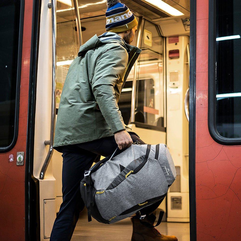 Transfer 28L Travel Pack v3