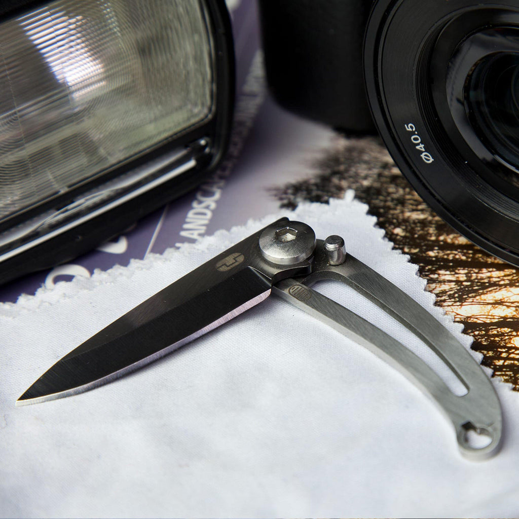 Bare Knife