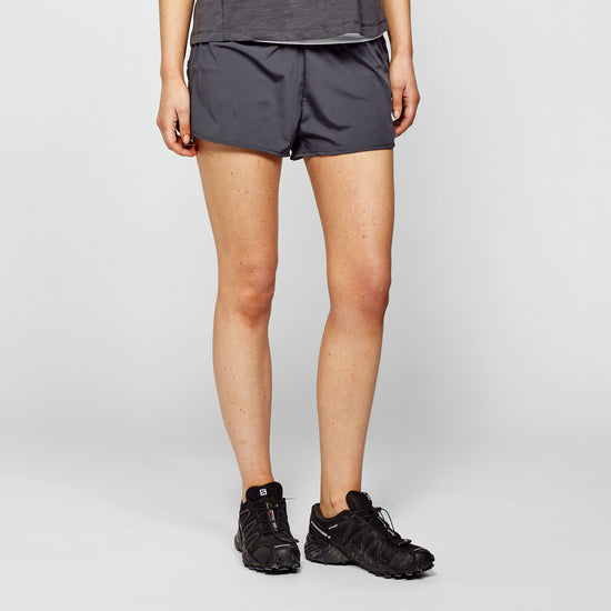 Women’s Outrun Two-Layer Shorts