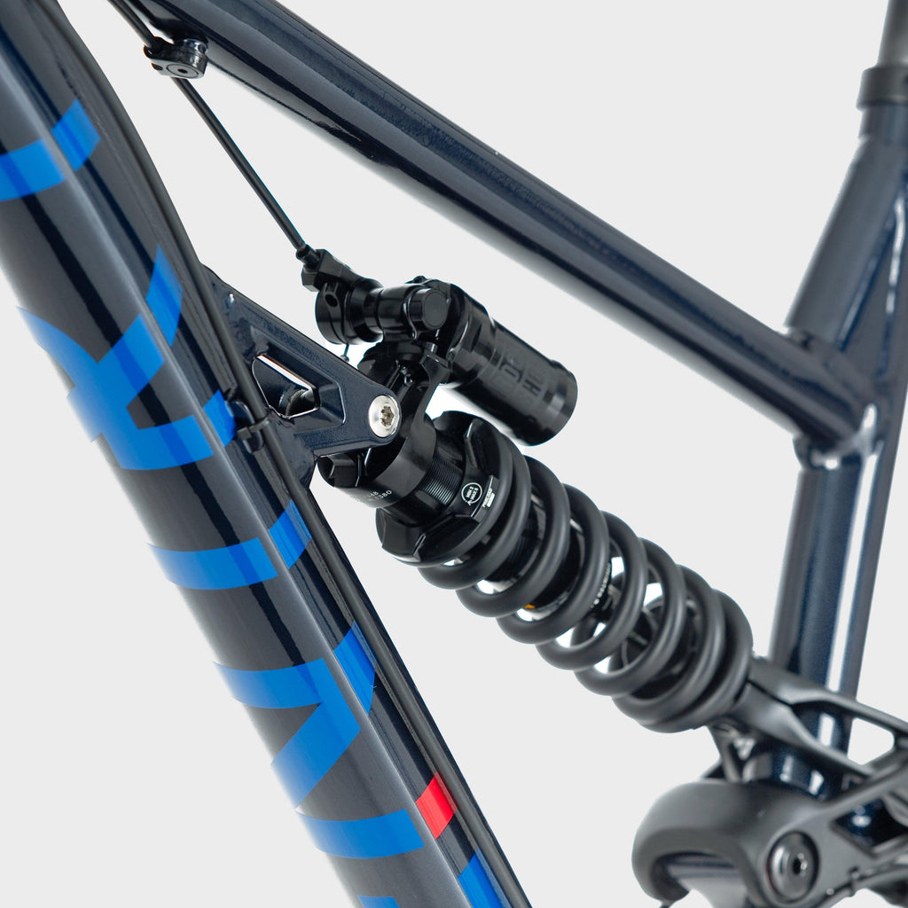 Sentry Pro Enduro Mountain Bike