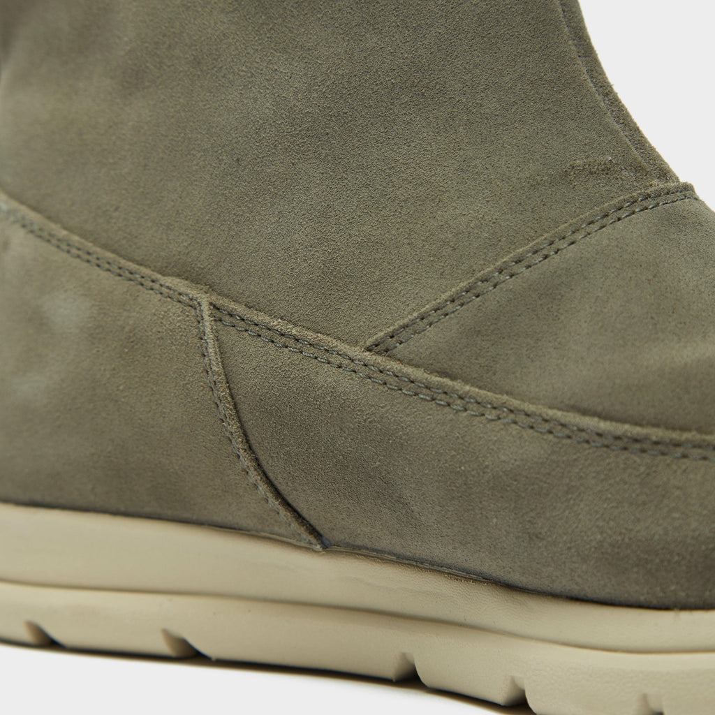 Women's Explorer Zip Boots