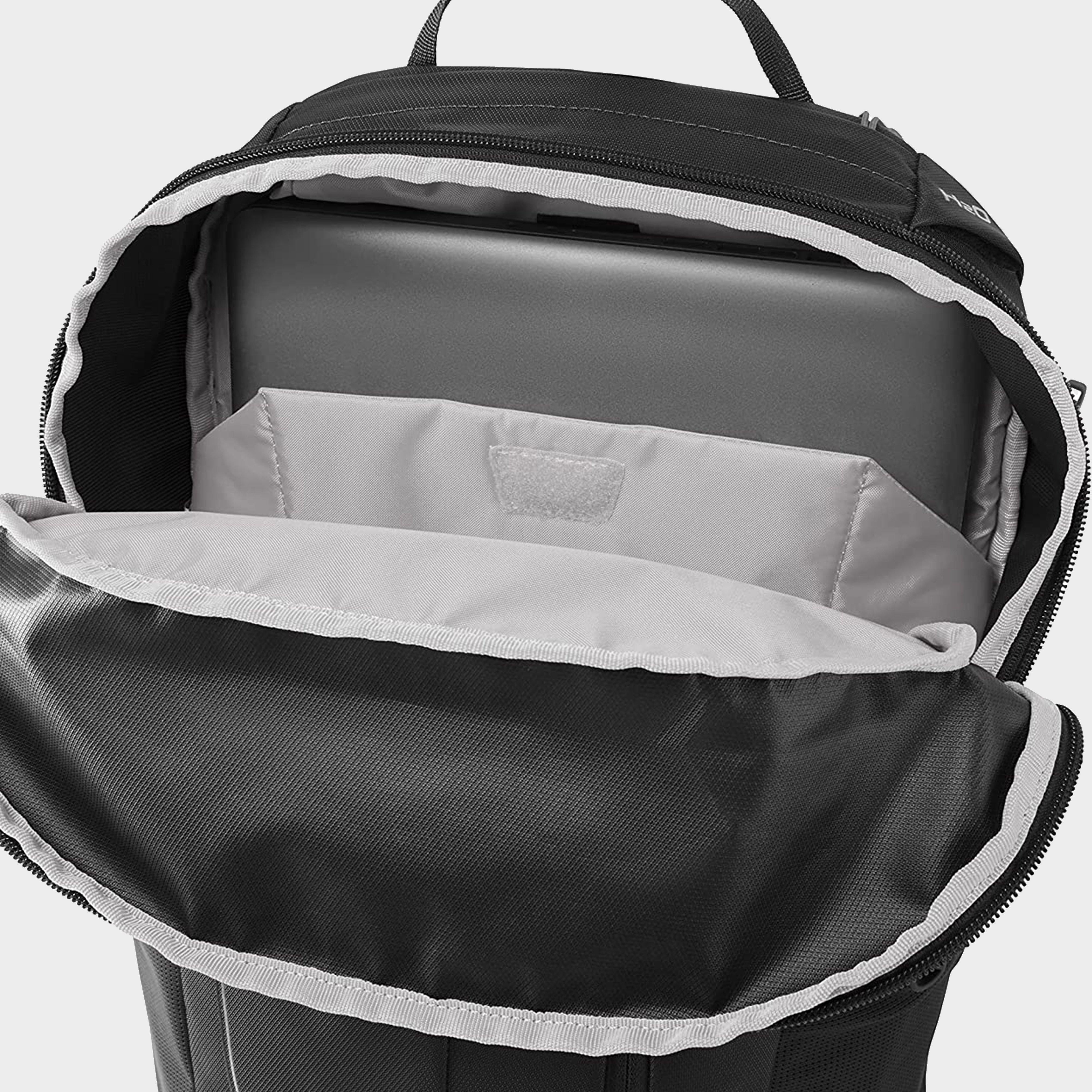 Black Lowe Alpine Edge 18 Litre Daysack – GO Outdoors