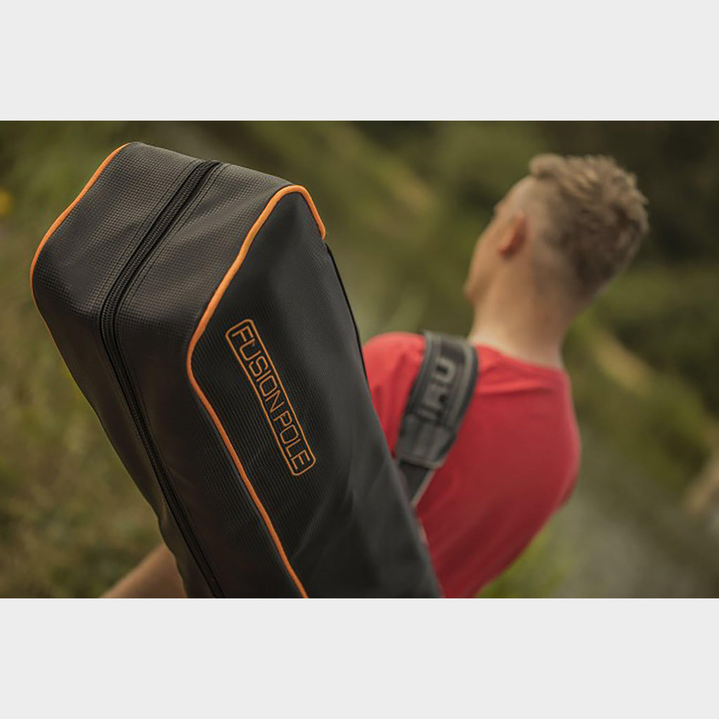 Fusion Pole Holdall