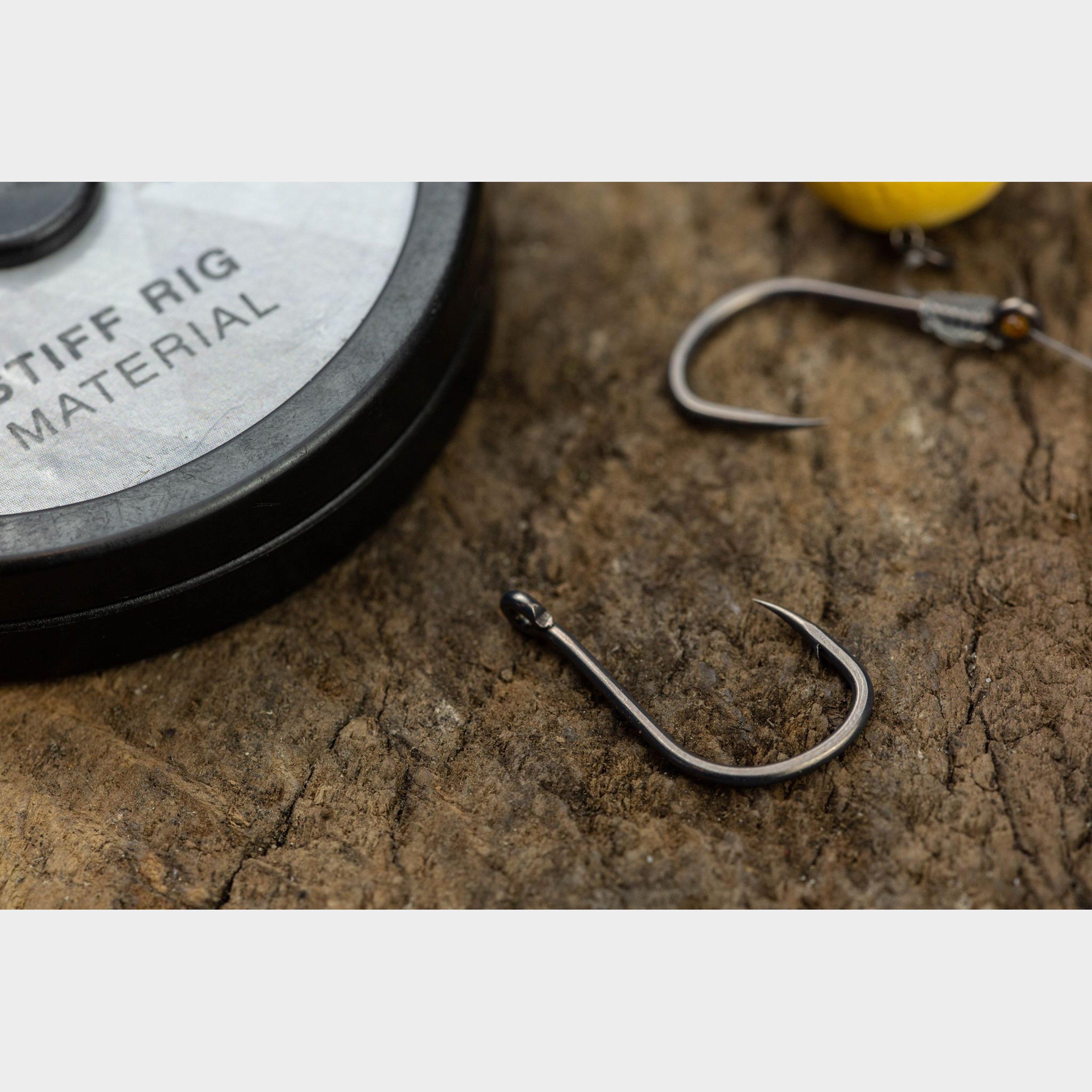 Beaked Chod Hook Size 7 (Barbed)