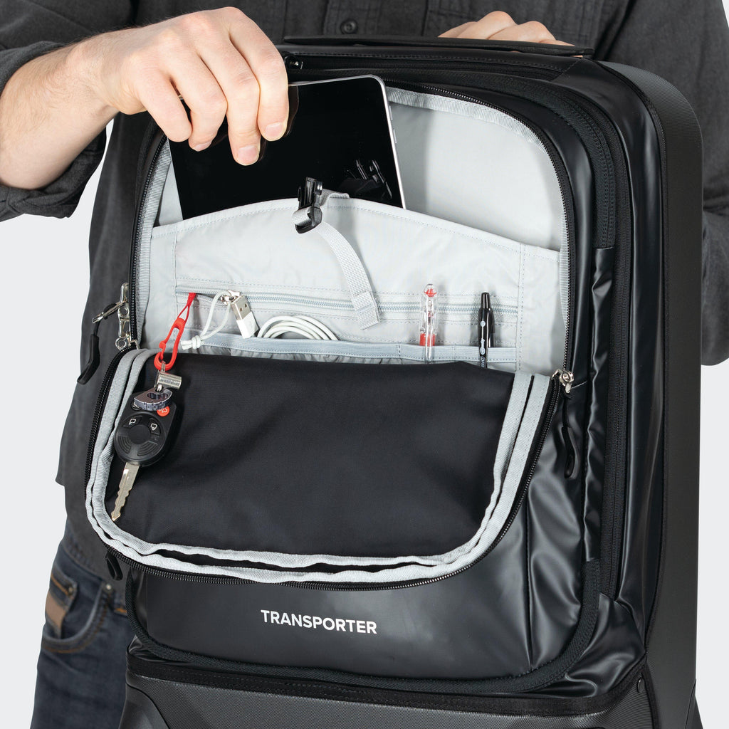 Transporter Hardside Hybrid 36L Suitcase
