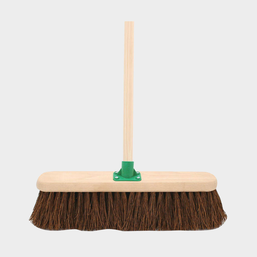 Bassine Broom 18 Inches