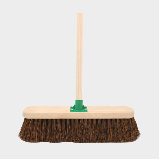 Bassine Broom 18 Inches