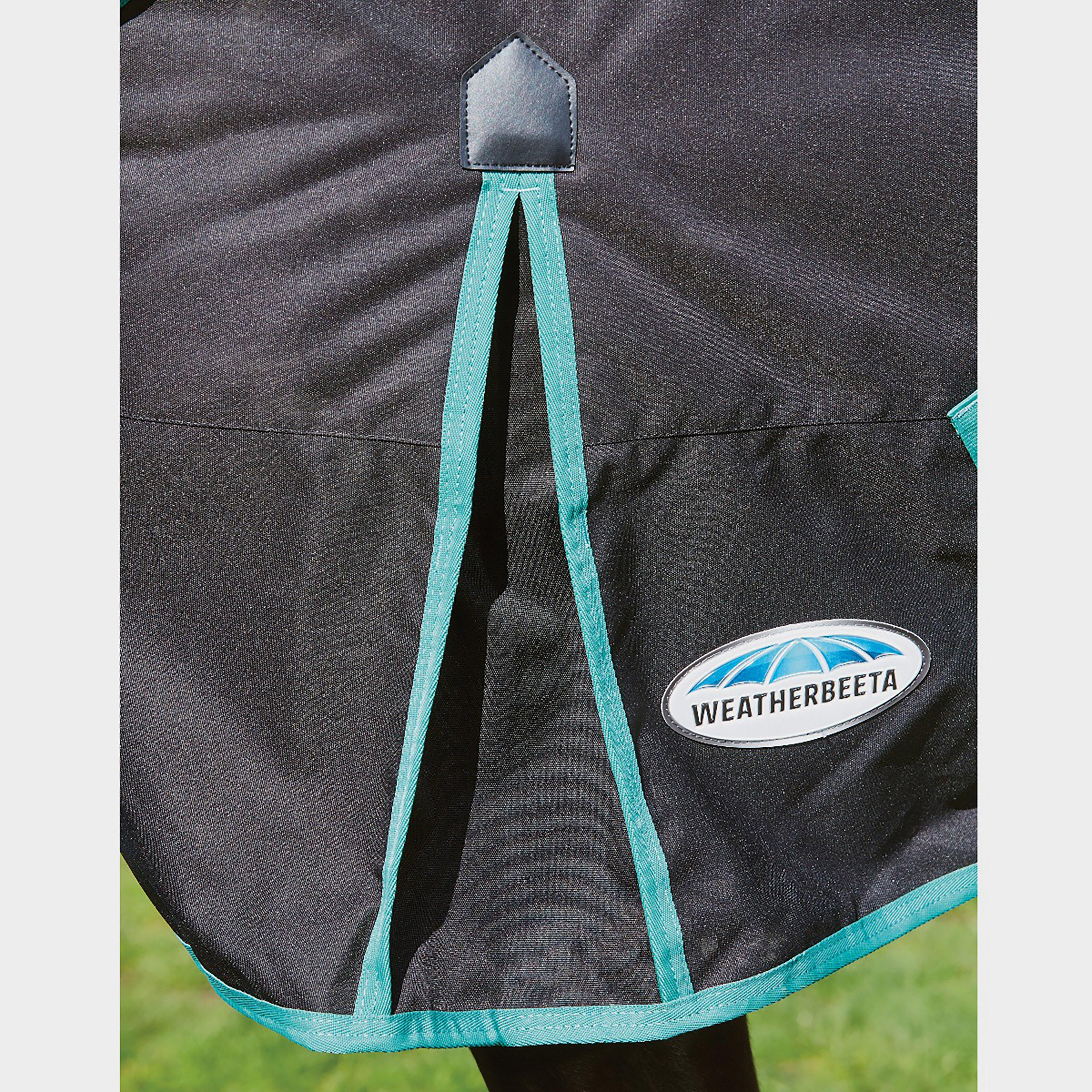 Green-Tec 900D 220g Medium Weight Detach-A-Neck Turnout Rug