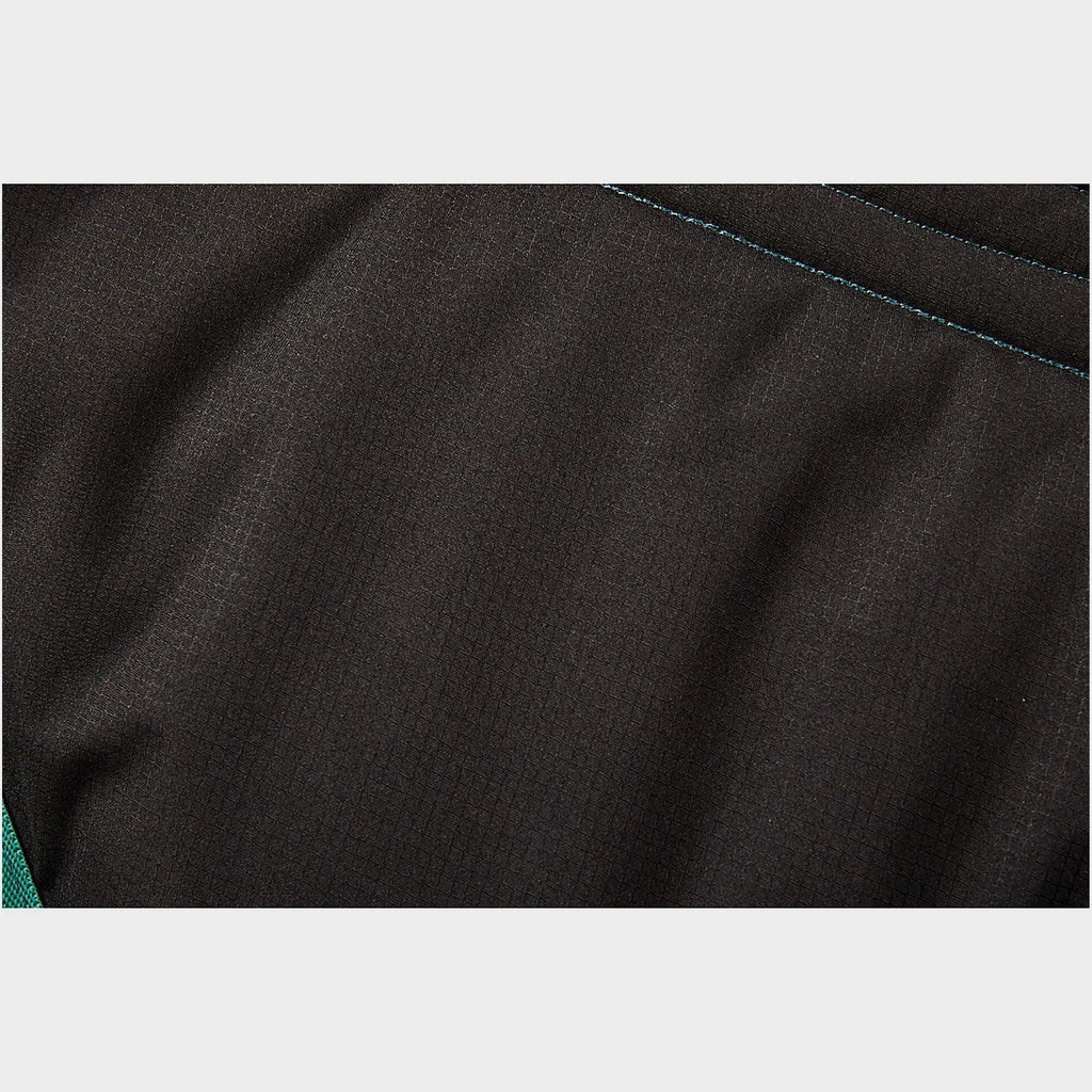 Green-Tec 900D 220g Medium Weight Detach-A-Neck Turnout Rug