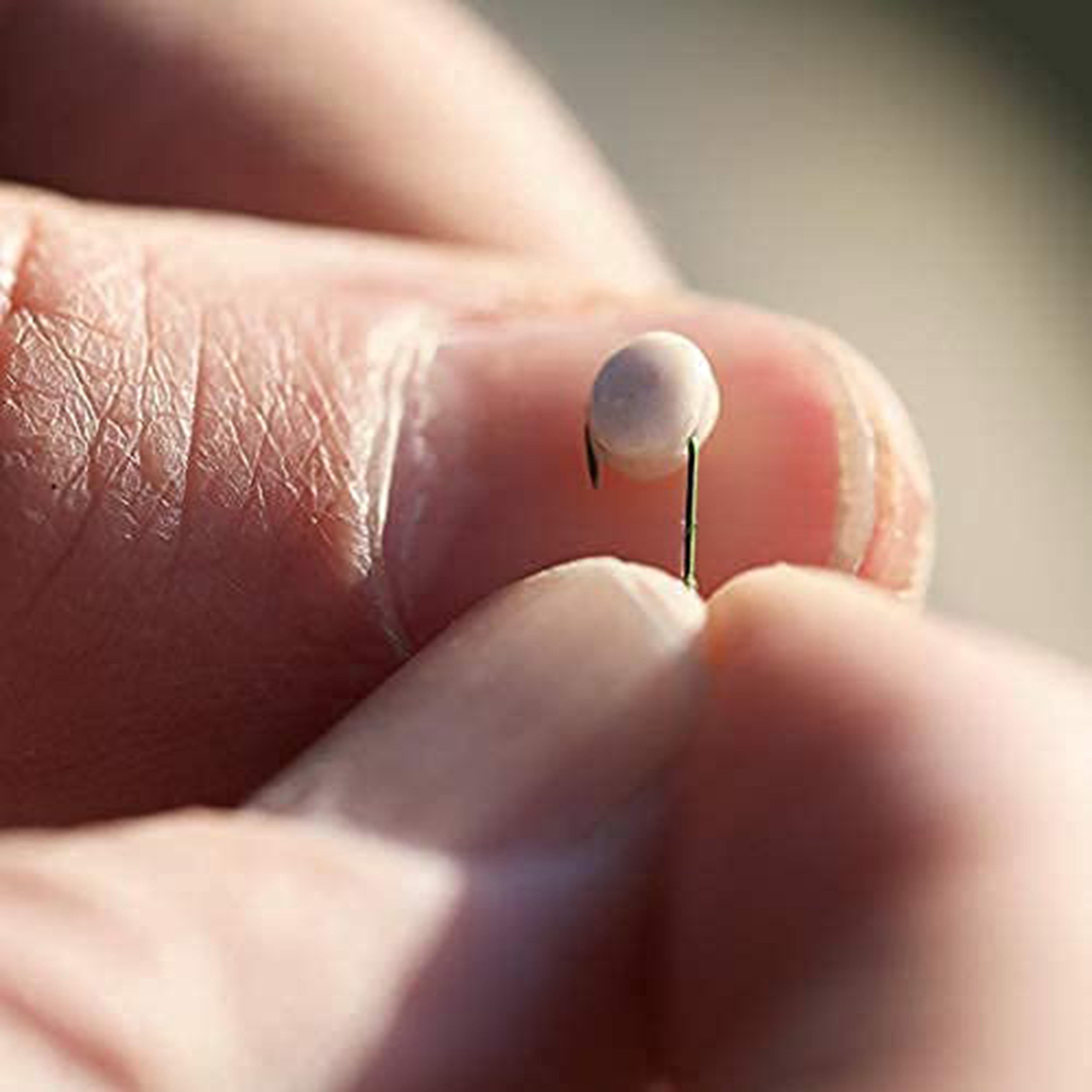 Micros in White (3mm)