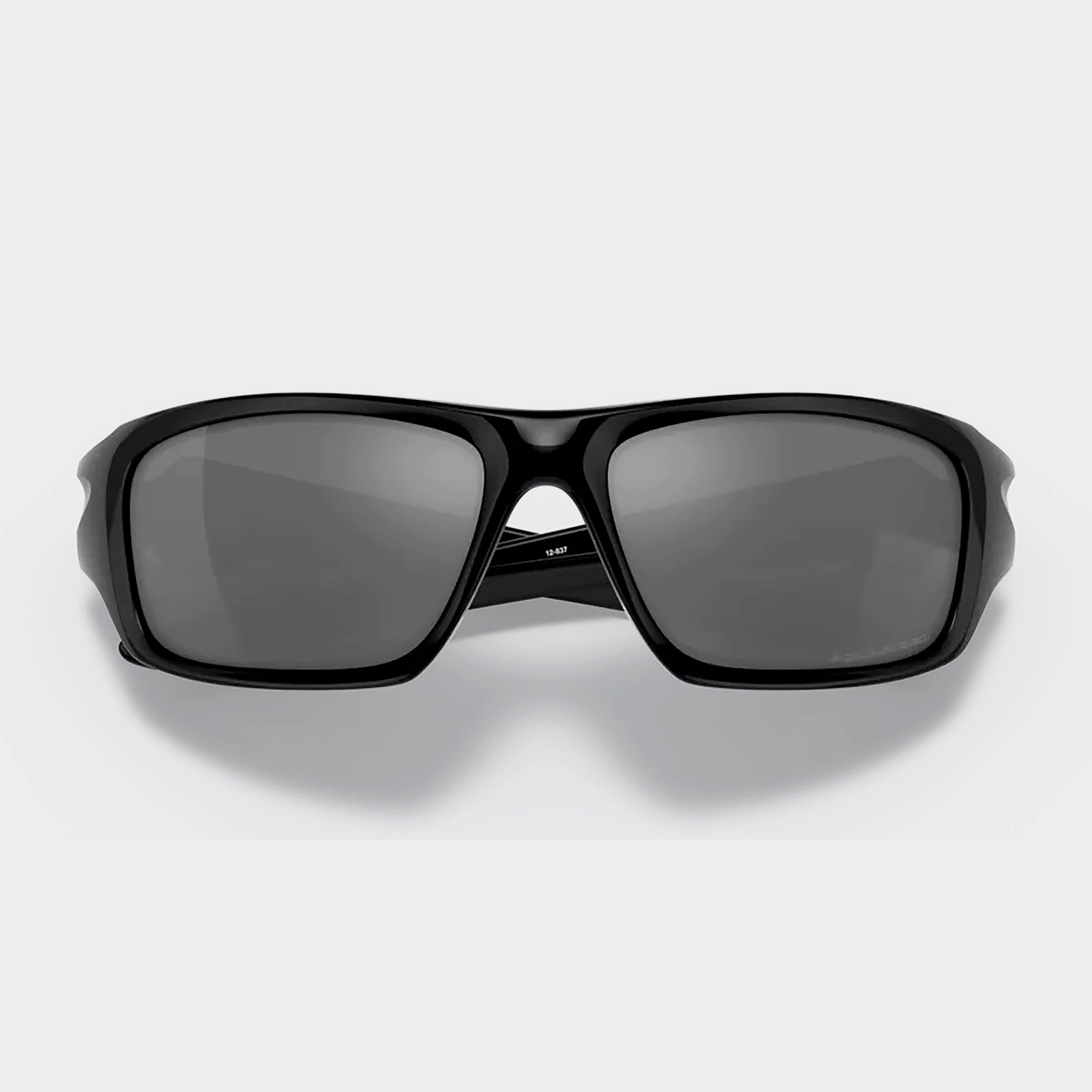 Black Oakley Valve® Black Iridium Sunglasses – GO Outdoors