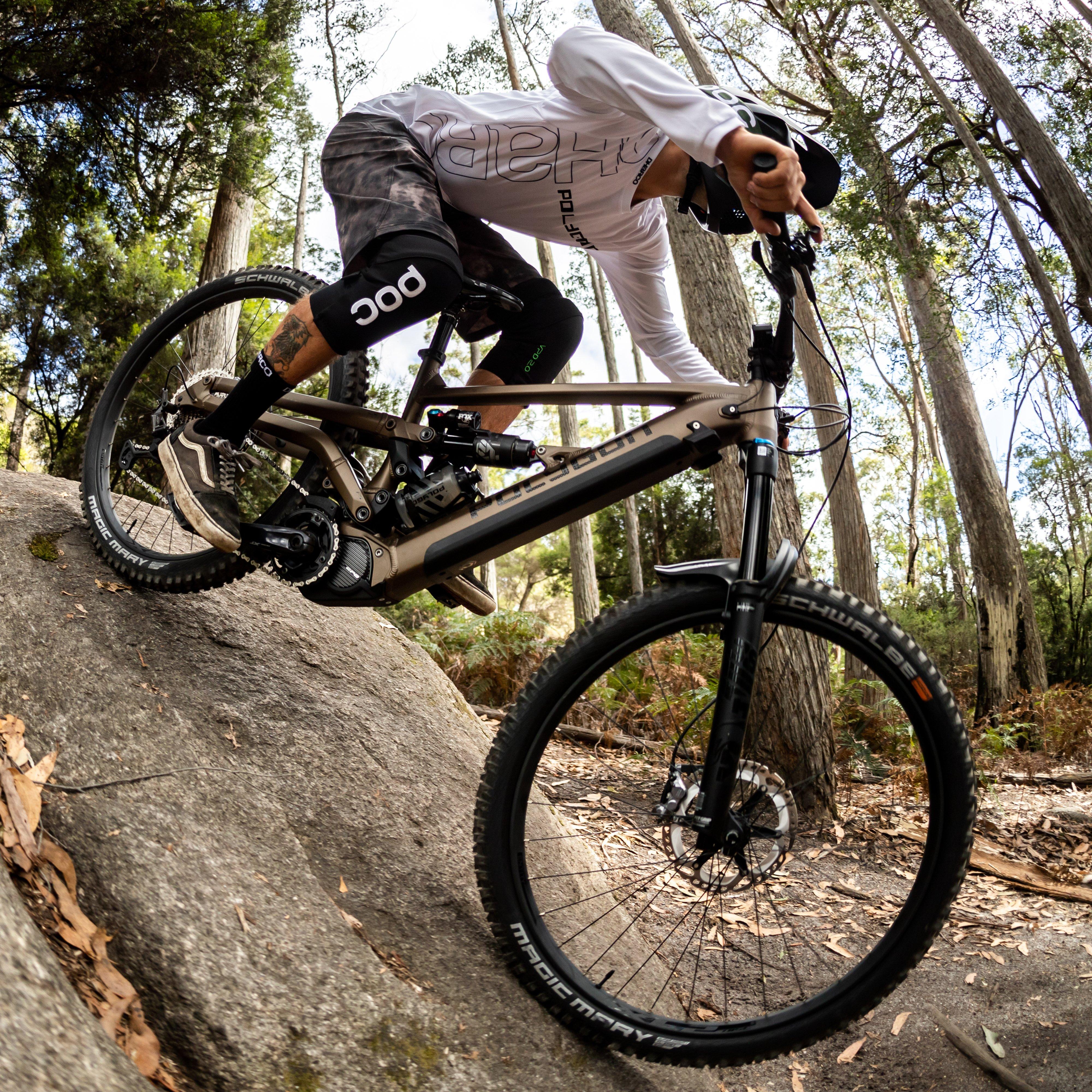 Collosus N8E E-Bike