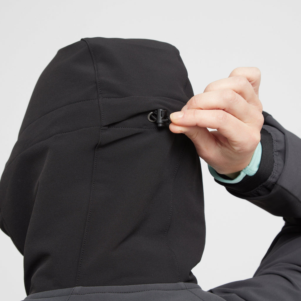 Women’s Athletic Outdoor Softshell Jacket