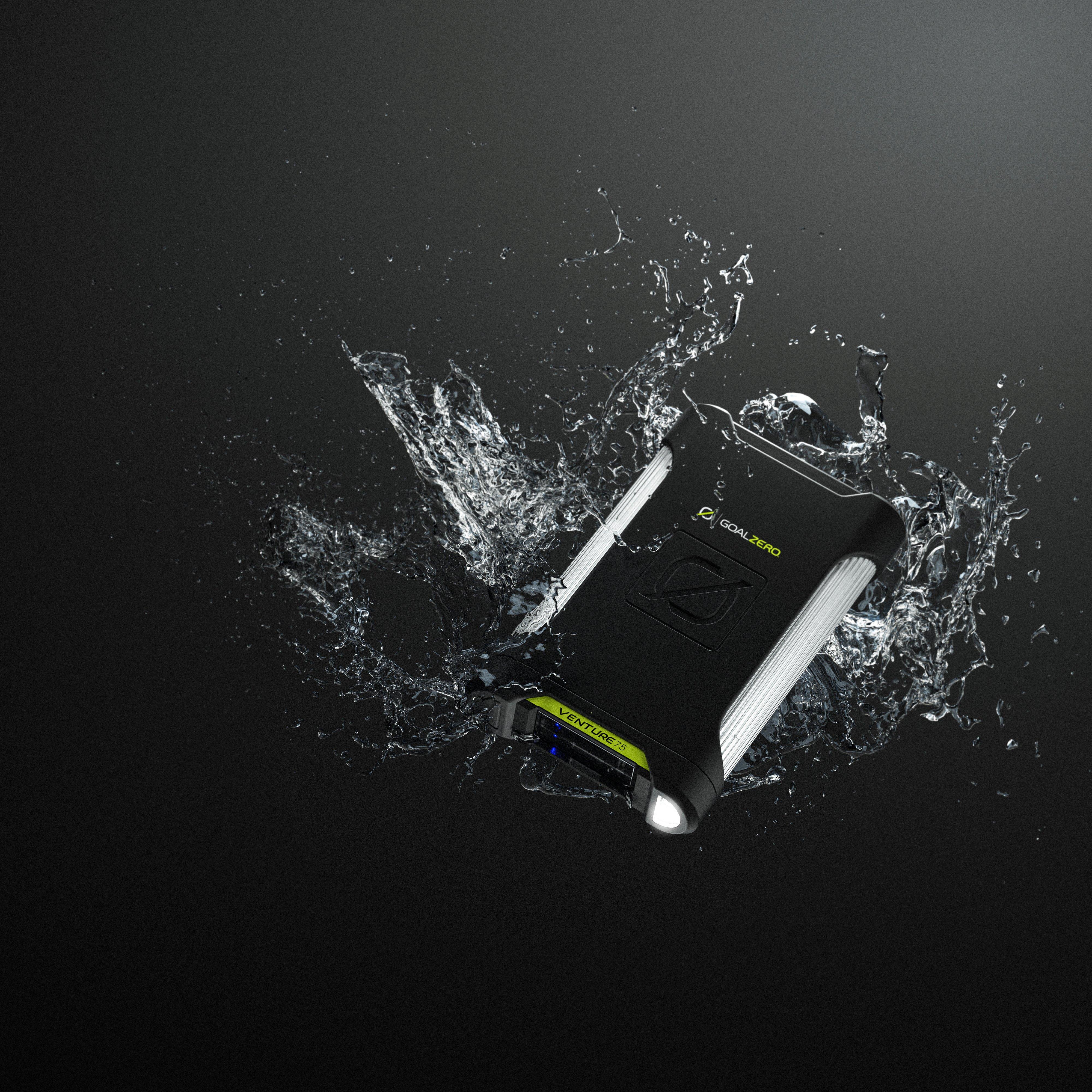 Black Goal Zero Venture 75 Power Bank – GO Outdoors