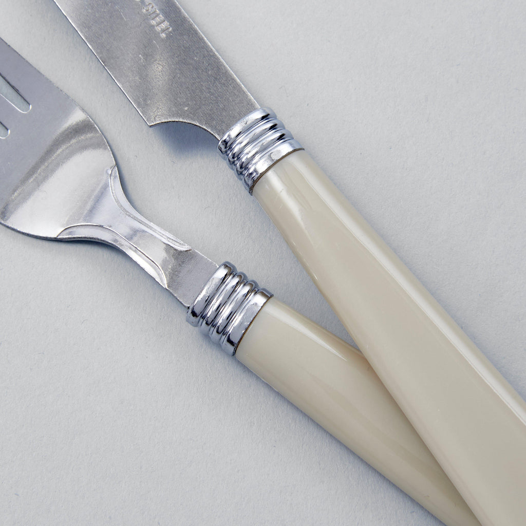 16 Piece Cutlery Set