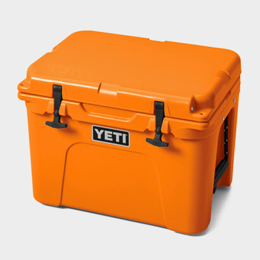 Tundra® 35 Cool Box