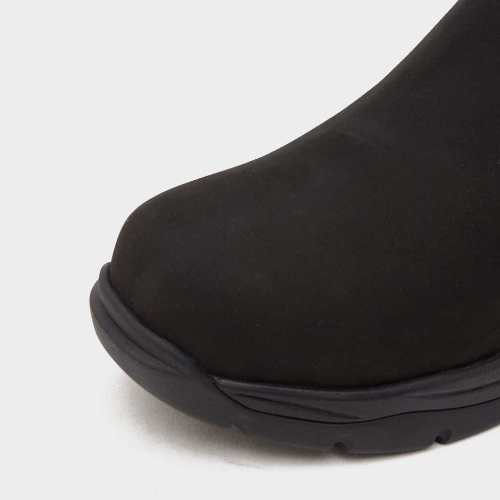 Women’s Pinnacle Boots