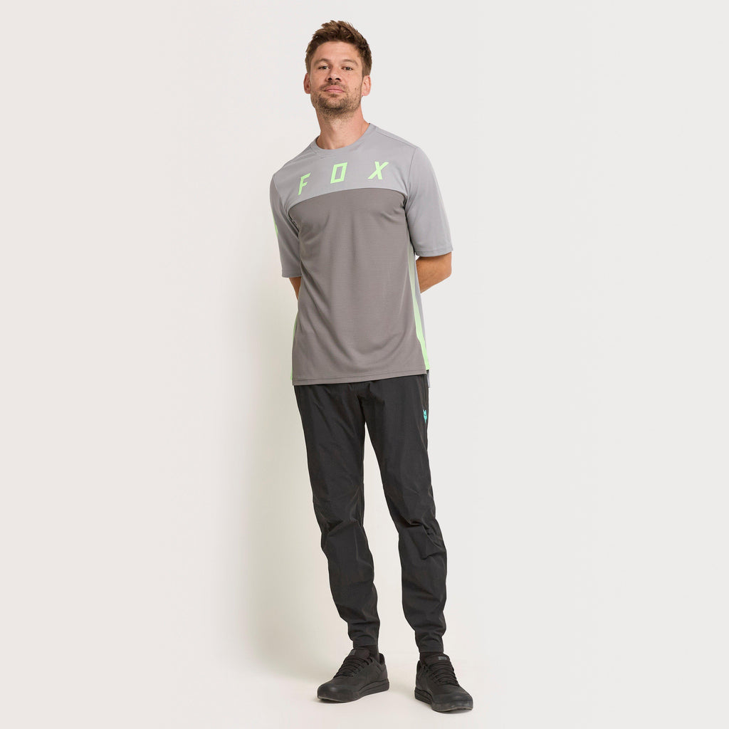 Men's Defend Cekt Short Sleeve Jersey