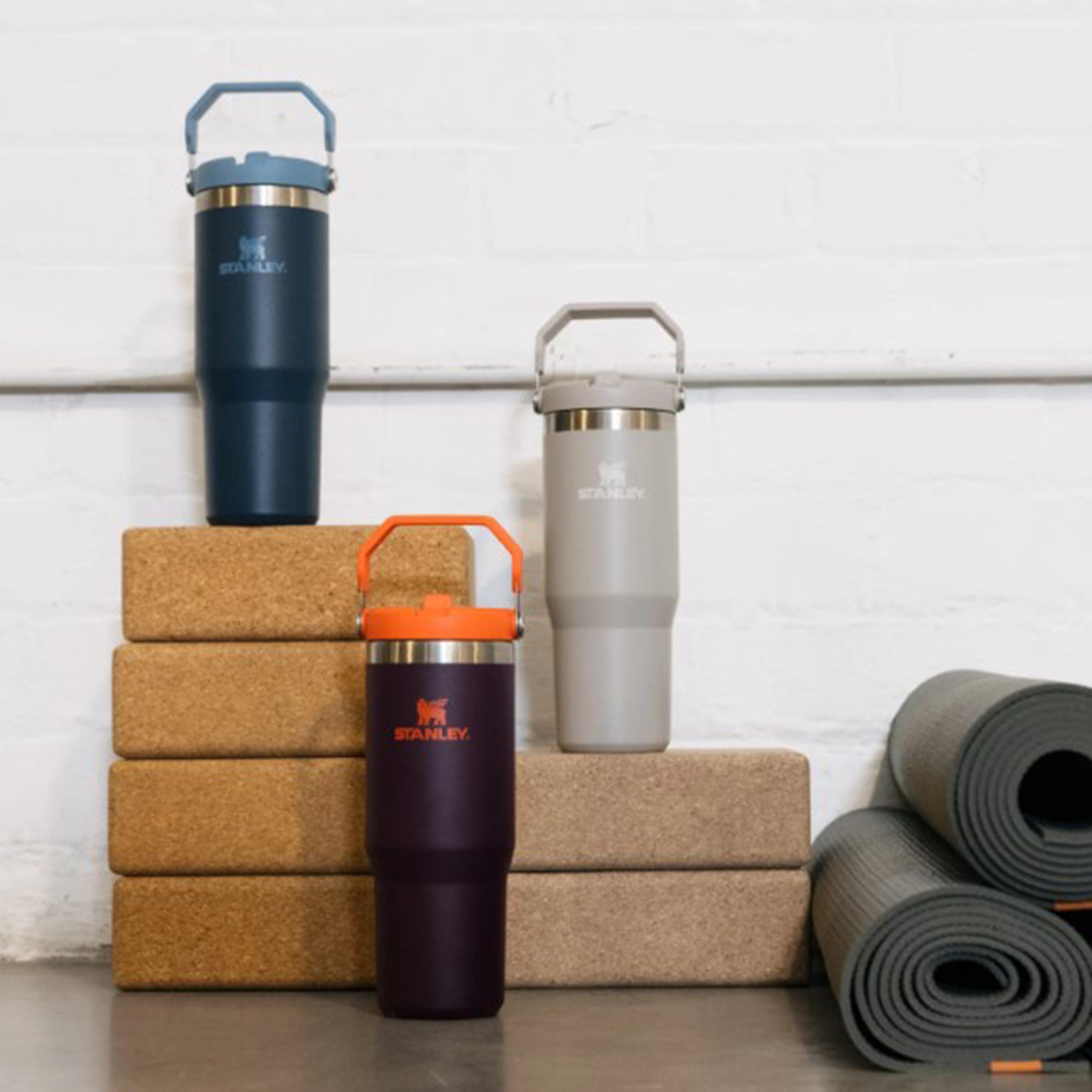 IceFlow™ Flip Straw Tumbler 0.89L