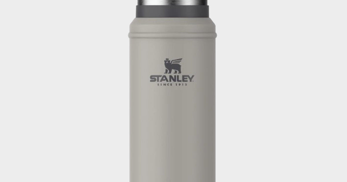 Grey Stanley Classic Legendary Bottle – 0.75L – GO Outdoors